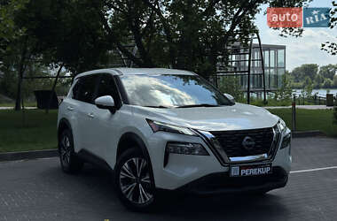 Позашляховик / Кросовер Nissan Rogue 2022 в Києві