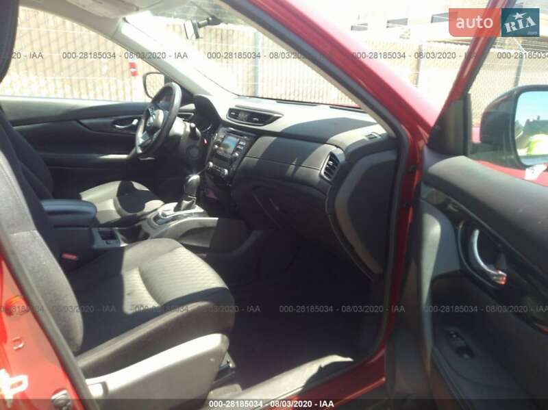 Внедорожник / Кроссовер Nissan Rogue 2017 в Харькове