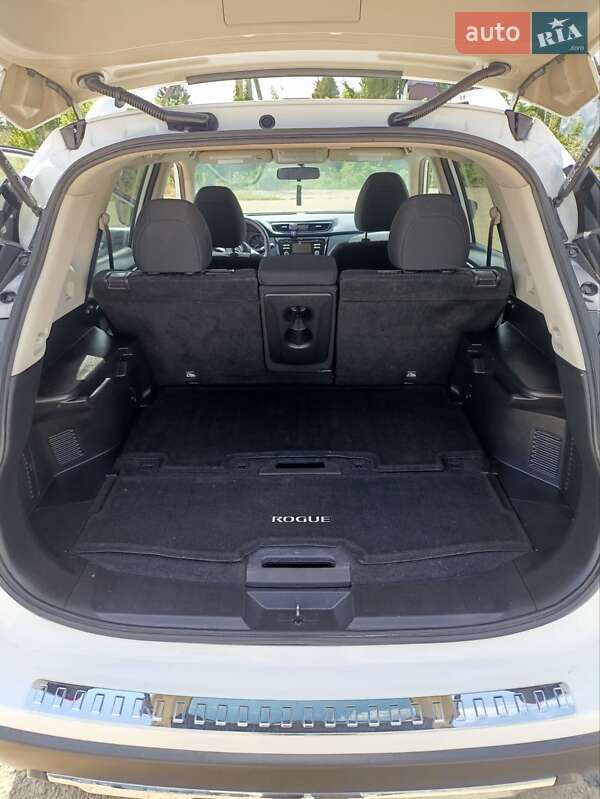 Внедорожник / Кроссовер Nissan Rogue 2016 в Тернополе фото 16 Внедорожник / Кроссовер Nissan Rogue 2016 в Тернополе