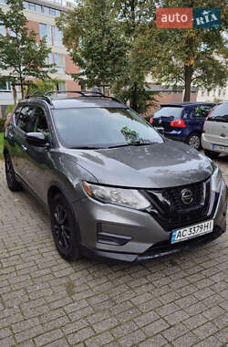 Позашляховик / Кросовер Nissan Rogue 2018 в Києві