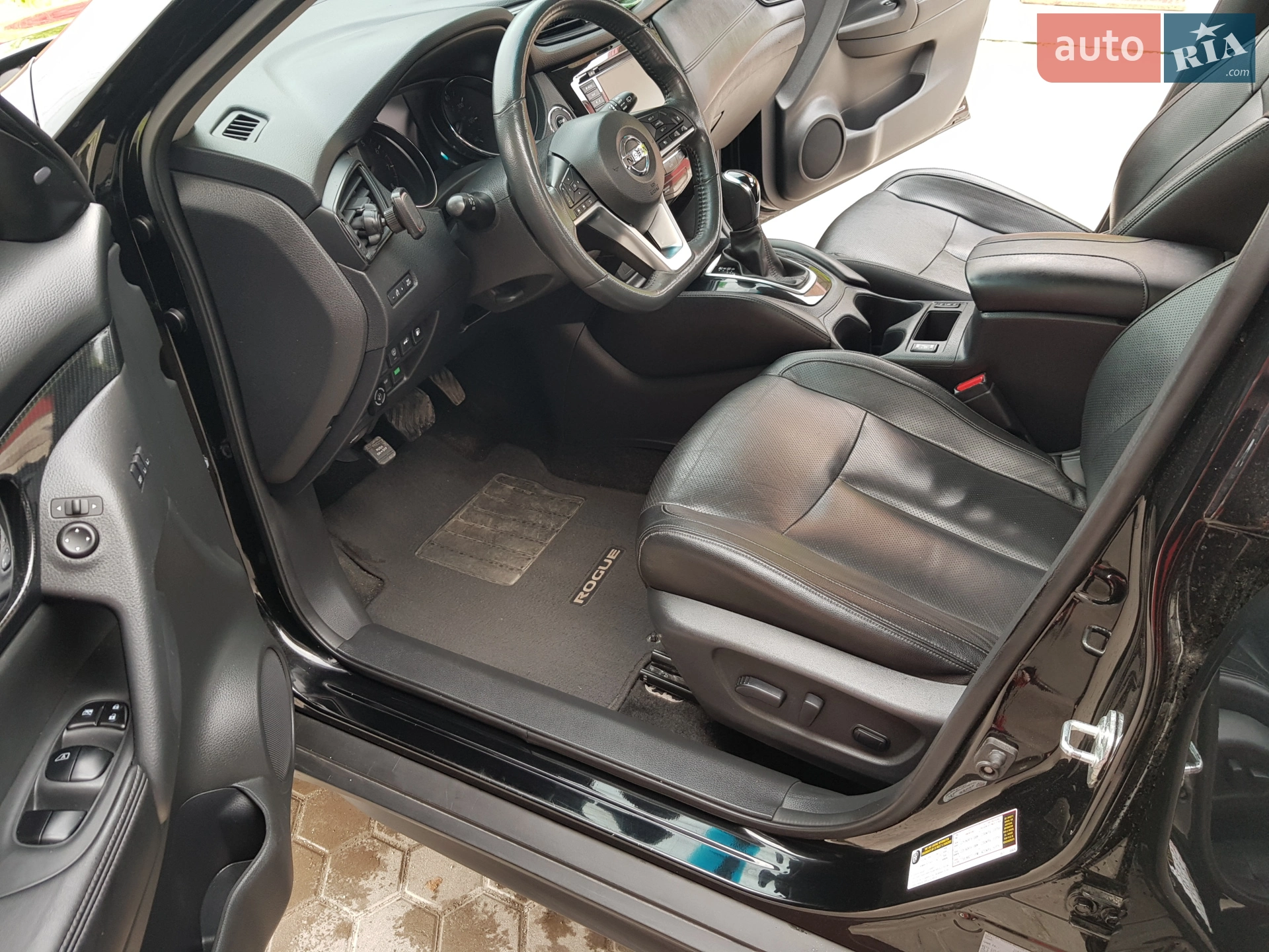 2017 Nissan Rogue - мініатюра 9
