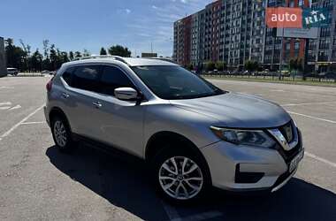 Позашляховик / Кросовер Nissan Rogue 2017 в Києві