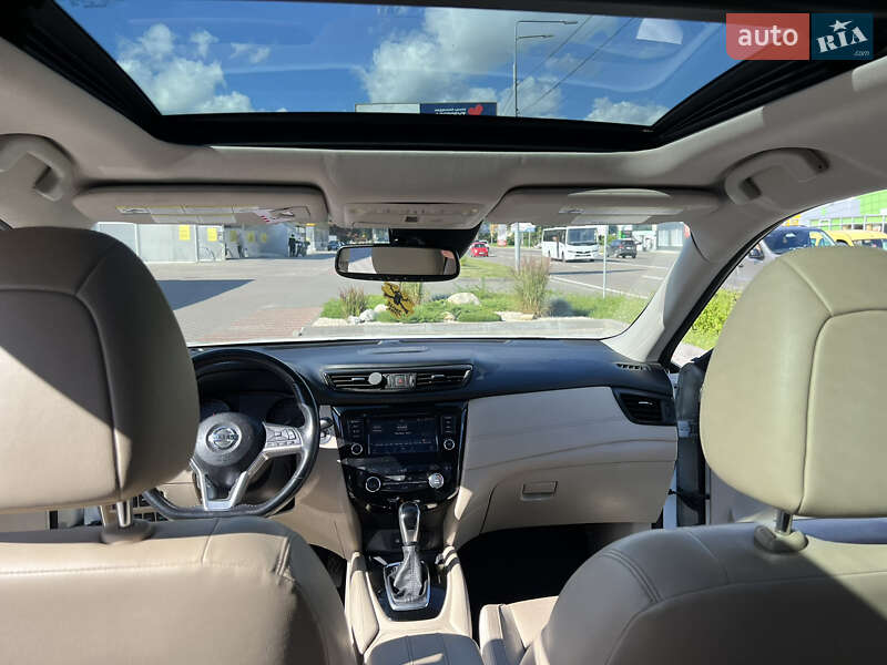 Позашляховик / Кросовер Nissan Rogue 2018 в Броварах