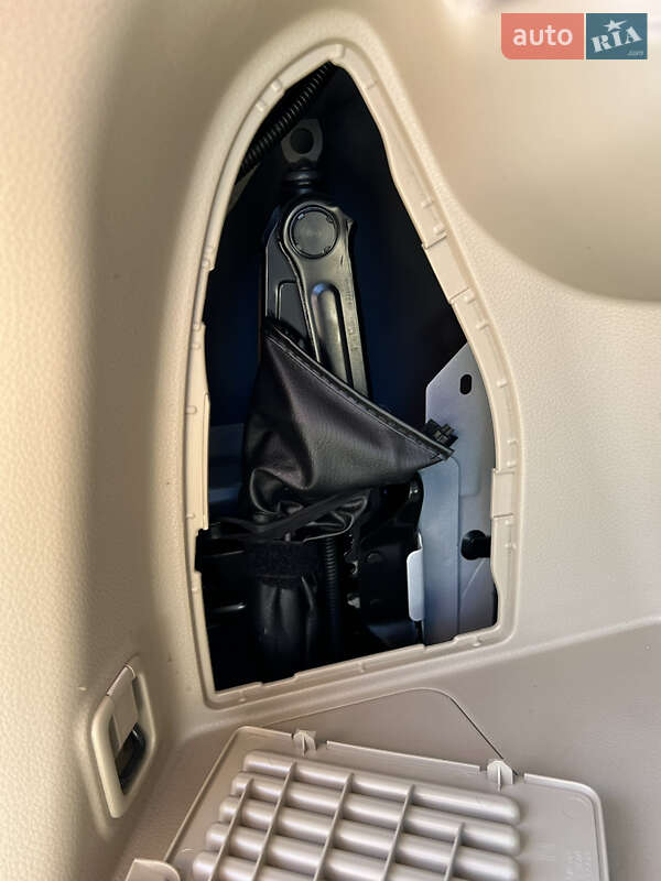 Позашляховик / Кросовер Nissan Rogue 2018 в Броварах