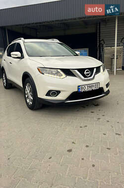 Позашляховик / Кросовер Nissan Rogue 2016 в Львові