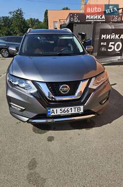 Позашляховик / Кросовер Nissan Rogue 2017 в Сумах