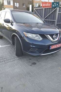 Внедорожник / Кроссовер Nissan Rogue 2016 в Киеве