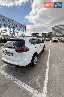 Внедорожник / Кроссовер Nissan Rogue 2020 в 