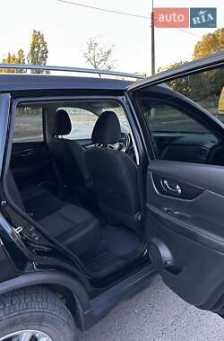 Внедорожник / Кроссовер Nissan Rogue 2018 в Каменском