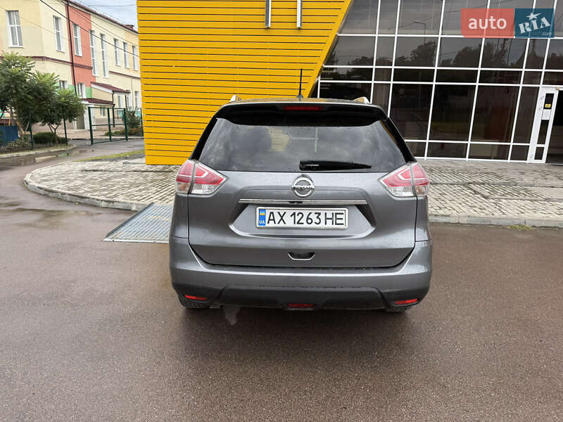 Позашляховик / Кросовер Nissan Rogue 2016 в Харкові