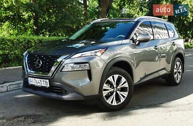 Внедорожник / Кроссовер Nissan Rogue 2021 в Киеве