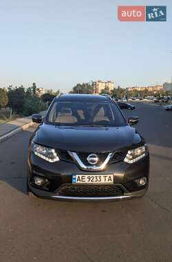 Позашляховик / Кросовер Nissan Rogue 2015 в Кривому Розі