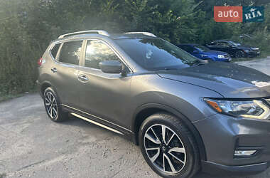 Позашляховик / Кросовер Nissan Rogue 2017 в  фото 6 Позашляховик / Кросовер Nissan Rogue 2017 в