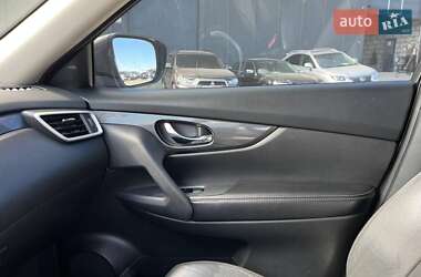 Внедорожник / Кроссовер Nissan Rogue 2014 в 