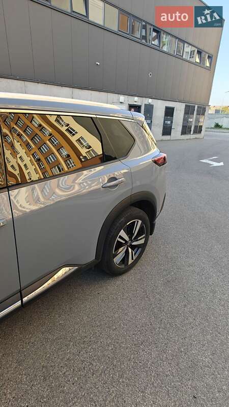 Позашляховик / Кросовер Nissan Rogue 2022 в Києві