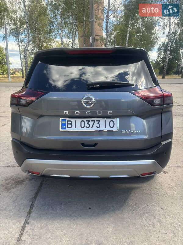 Внедорожник / Кроссовер Nissan Rogue 2021 в Лебедине