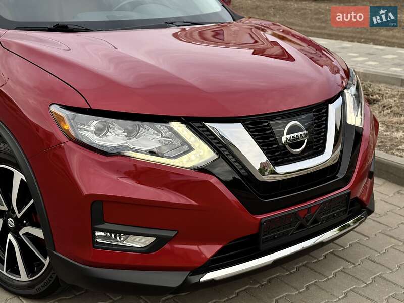 Внедорожник / Кроссовер Nissan Rogue 2017 в Одессе