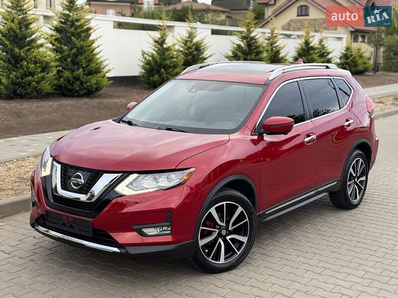 Внедорожник / Кроссовер Nissan Rogue 2017 в Одессе