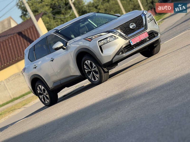 Позашляховик / Кросовер Nissan Rogue 2021 в Києві