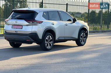 Позашляховик / Кросовер Nissan Rogue 2021 в 