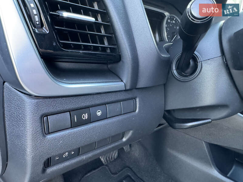 Позашляховик / Кросовер Nissan Rogue 2021 в Києві