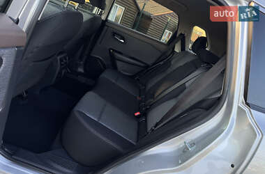 Позашляховик / Кросовер Nissan Rogue 2021 в 