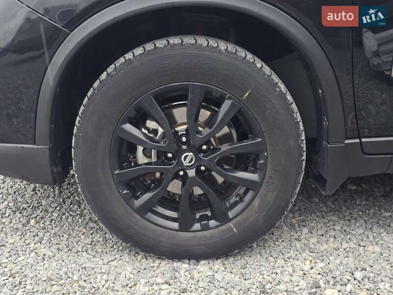 Позашляховик / Кросовер Nissan Rogue 2016 в Тернополі фото 55 Позашляховик / Кросовер Nissan Rogue 2016 в Тернополі