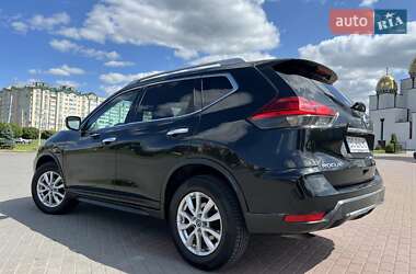 Позашляховик / Кросовер Nissan Rogue 2017 в Львові