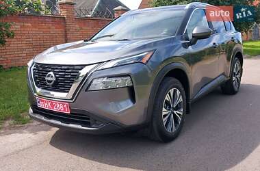 Внедорожник / Кроссовер Nissan Rogue 2023 в Луцке