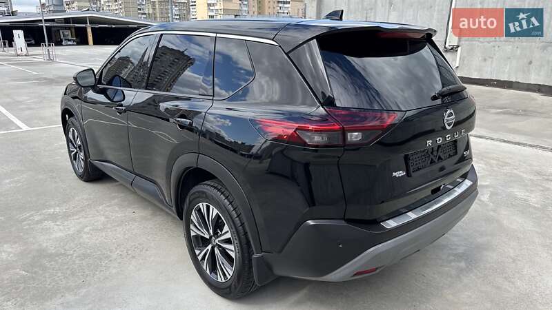 Позашляховик / Кросовер Nissan Rogue 2021 в Києві