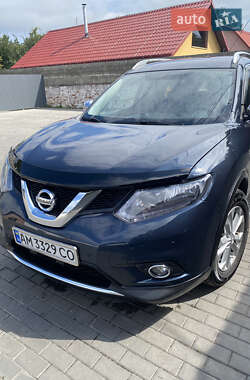 Внедорожник / Кроссовер Nissan Rogue 2014 в Малине