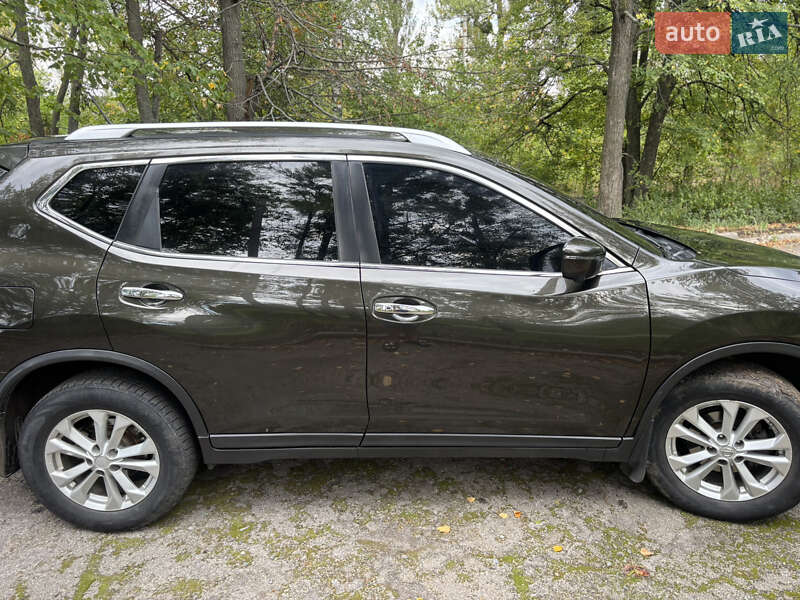 Позашляховик / Кросовер Nissan Rogue 2016 в Харкові