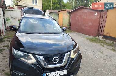 Внедорожник / Кроссовер Nissan Rogue 2018 в Стрые