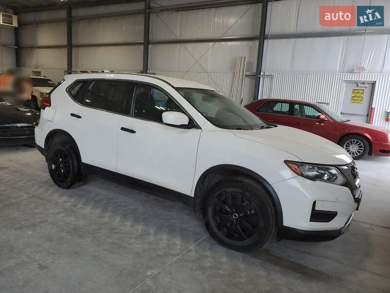 Внедорожник / Кроссовер Nissan Rogue 2016 в Одессе