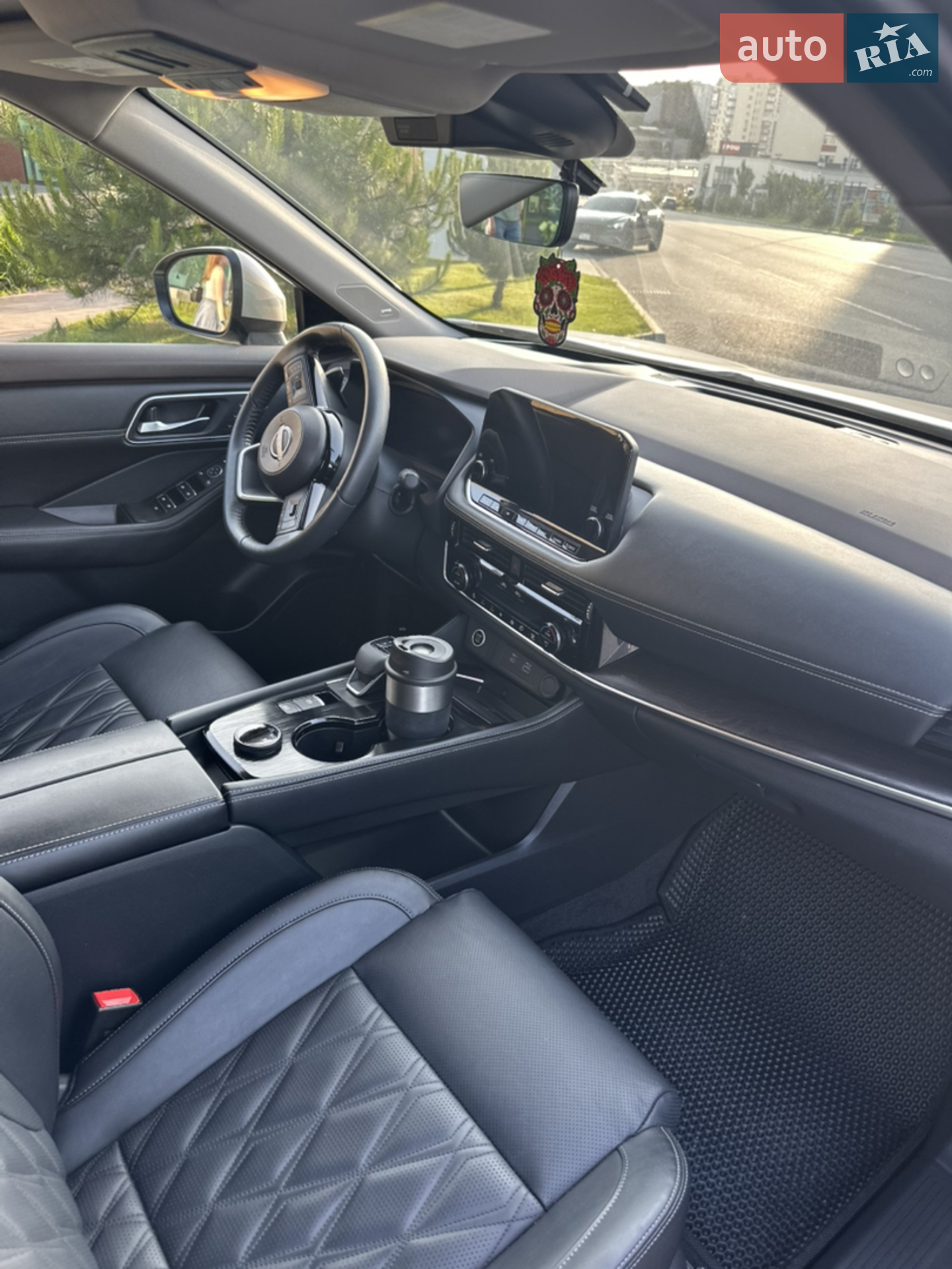 2022 Nissan Rogue - мініатюра 14