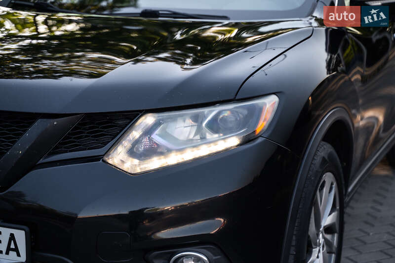 Позашляховик / Кросовер Nissan Rogue 2014 в Тернополі