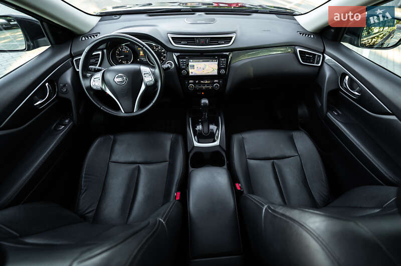 Позашляховик / Кросовер Nissan Rogue 2014 в Тернополі