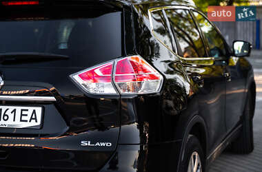 Внедорожник / Кроссовер Nissan Rogue 2014 в 