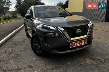 Внедорожник / Кроссовер Nissan Rogue 2023 в 