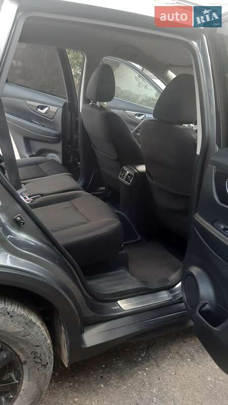 Внедорожник / Кроссовер Nissan Rogue 2018 в Тернополе