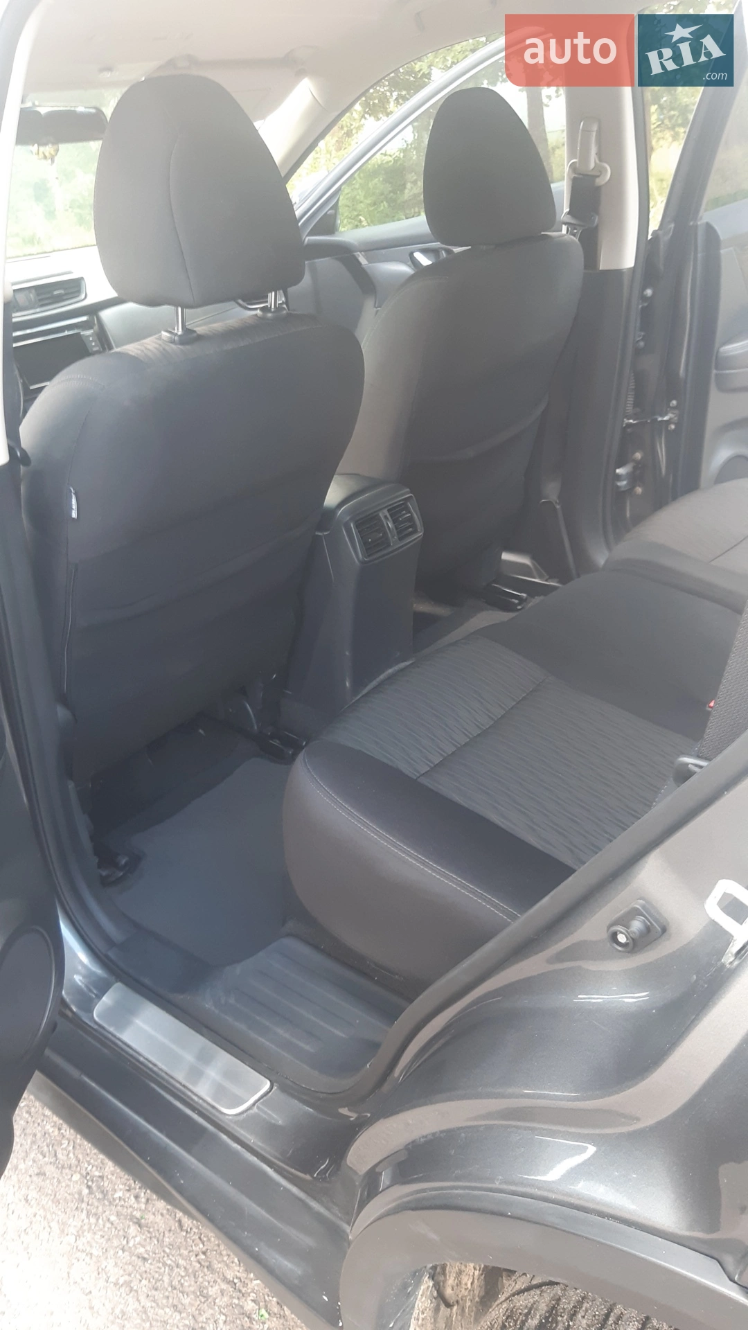2018 Nissan Rogue - мініатюра 9