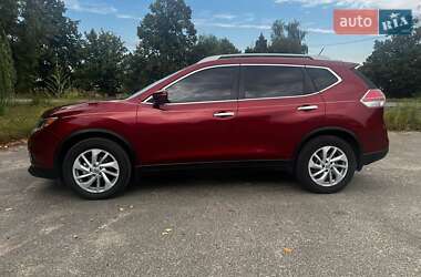 Внедорожник / Кроссовер Nissan Rogue 2015 в Чернигове