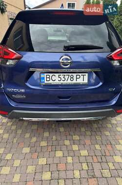 Позашляховик / Кросовер Nissan Rogue 2017 в 