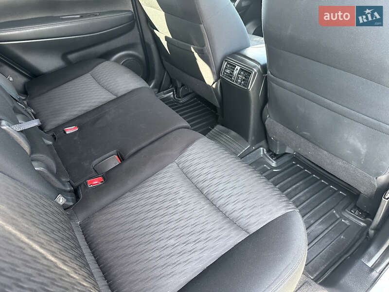 Внедорожник / Кроссовер Nissan Rogue 2018 в Львове фото 22 Внедорожник / Кроссовер Nissan Rogue 2018 в Львове