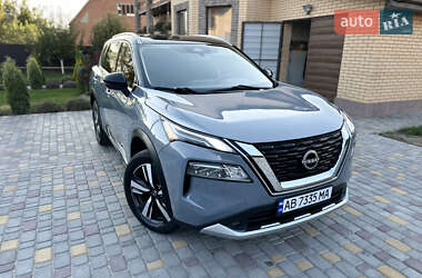 Внедорожник / Кроссовер Nissan Rogue 2022 в Виннице