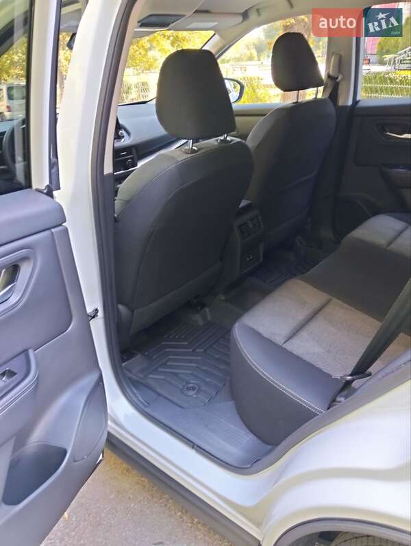 Позашляховик / Кросовер Nissan Rogue 2024 в Рівному фото 4 Позашляховик / Кросовер Nissan Rogue 2024 в Рівному