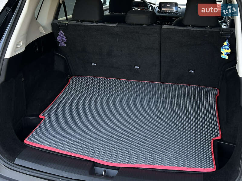 Позашляховик / Кросовер Nissan Rogue 2021 в Миколаєві