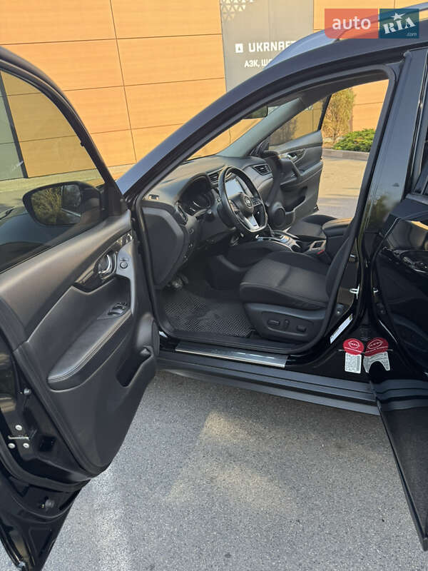 Внедорожник / Кроссовер Nissan Rogue 2018 в Днепре фото 13 Внедорожник / Кроссовер Nissan Rogue 2018 в Днепре