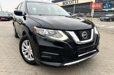 Позашляховик / Кросовер Nissan Rogue 2017 в Львові