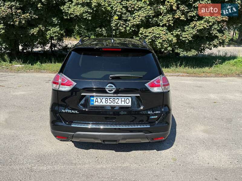 Внедорожник / Кроссовер Nissan Rogue 2014 в Харькове